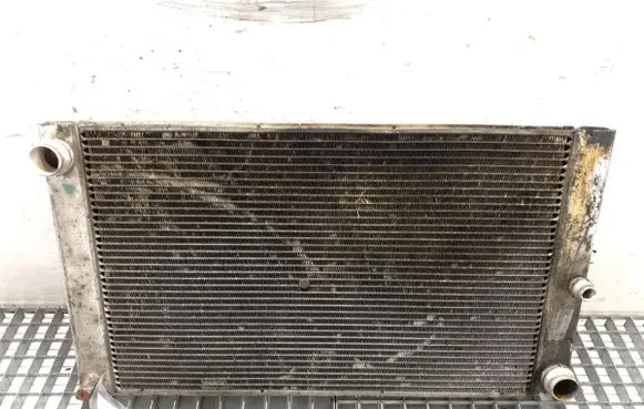 BMW 5 E60 E61 Coolant radiator 7792832
