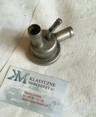 Mercedes-Benz S W126 Fuel pressure regulator 1264700116