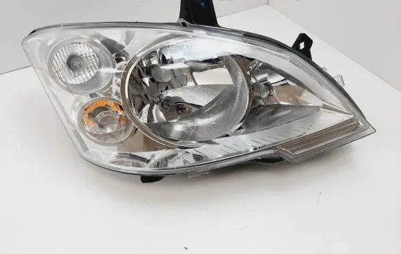 Mercedes-Benz Vito Viano W639 Headlight/headlamp A6398201961 1EG00962702