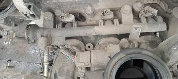 Fuel main line pipe