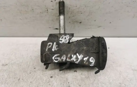 Ford Galaxy Engine mount bracket 307204