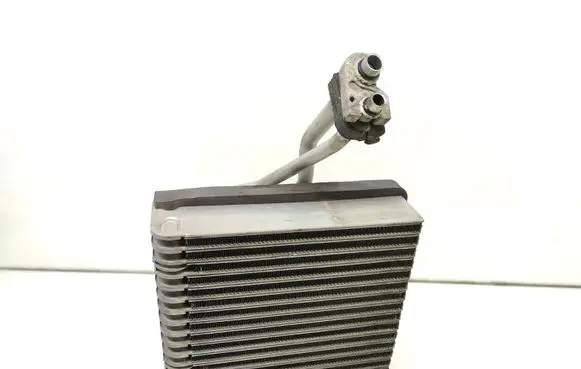 Air conditioning (A/C) radiator (interior)