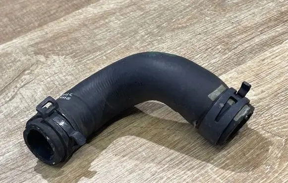 Jaguar XJ X351 Engine coolant pipe/hose 9W838C424AD S311A