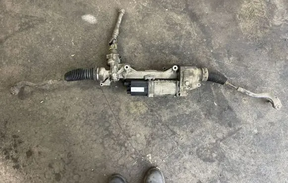 Mercedes-Benz E W212 Steering rack 2124600201