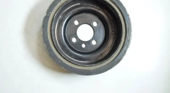 Audi A6 S6 C6 4F Crankshaft pulley 03G105243