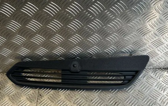 Dashboard air vent grill cover trim