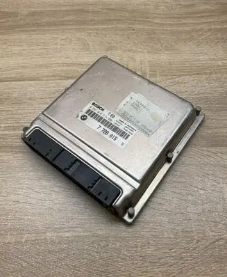 BMW 5 E39 Engine control unit/module ECU 7788016 0281010314