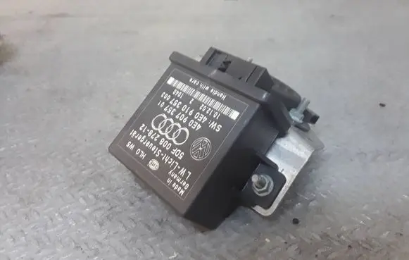 Audi A8 S8 D3 4E Light module LCM 4E0907357