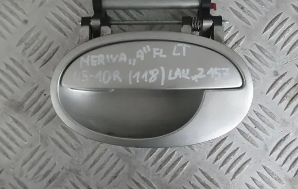 Opel Meriva A Rear door exterior handle