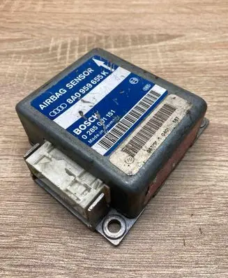 Audi A8 S8 D2 4D Airbag control unit/module 8A0959655K 0285001151