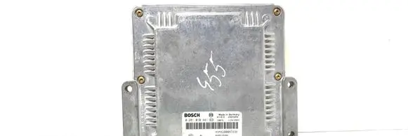 Volvo S40, V40 Engine control unit/module 0281010441