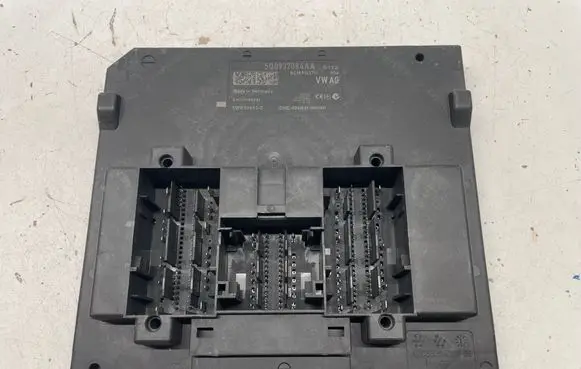 Audi A3 S3 8V Comfort/convenience module 5Q0937084AA BCMPQ37H 5WK50693C