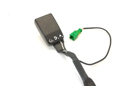 Citroen C6 Middle seatbelt buckle (rear) 6063206F1904 5892A568