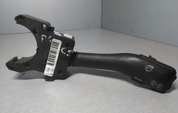 Volkswagen PASSAT B5.5 Wiper control stalk 4B0953503H