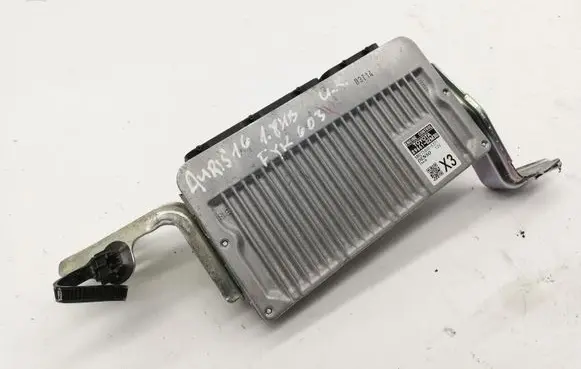 Toyota Auris E180 Engine control unit/module 896610ZM30