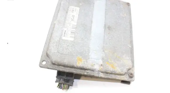Ford Fiesta Engine control unit/module 6S6112A650FD S120977315D