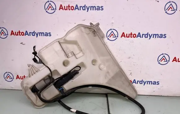 BMW 3 E92 E93 Windshield washer fluid reservoir/tank 7157144 7157145 61677157145
