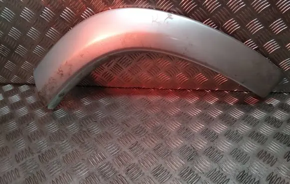 Toyota RAV 4 (XA20) Fender trim (molding) 