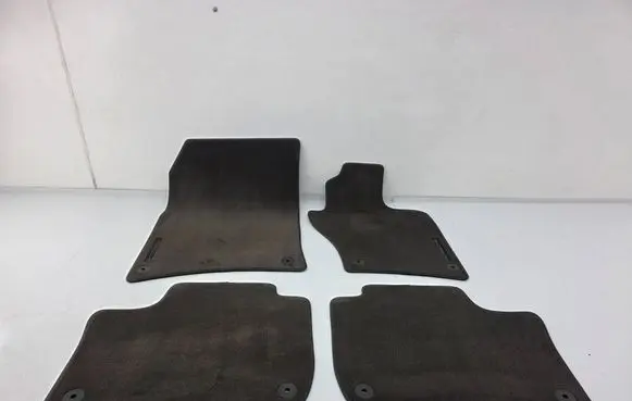 Porsche Cayenne (92A) Car floor mat set 