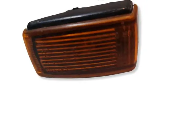 Volvo S40, V40 Front fender indicator light 6R0142631