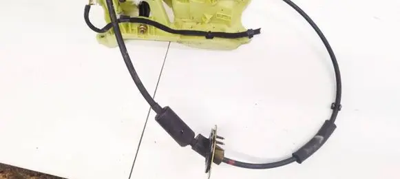 Mitsubishi Grandis Gear shift cable linkage 