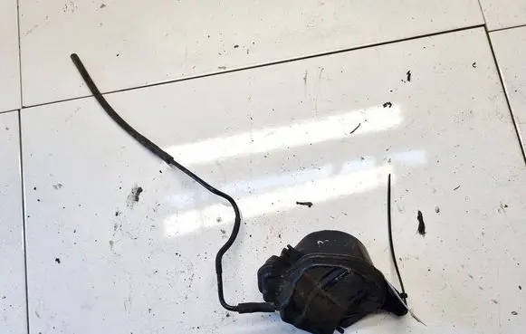 Ford Focus Vacuum air tank 