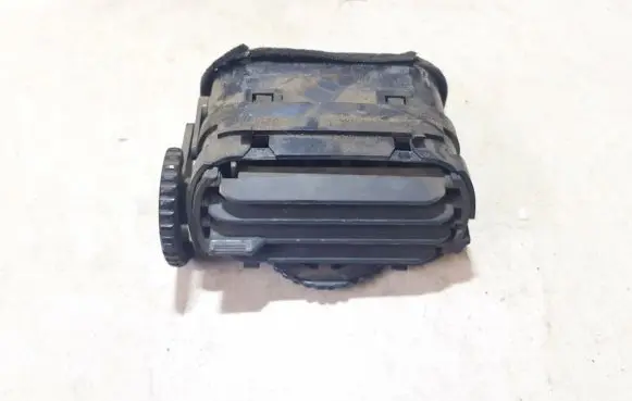 Mazda 626 Dash center air vent grill ga7b90812