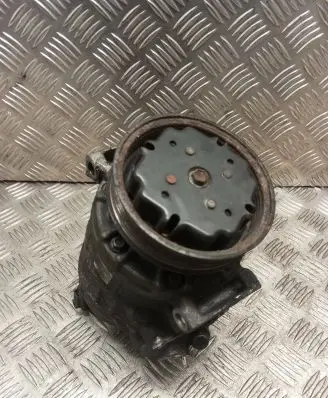 Volkswagen Golf V Air conditioning (A/C) compressor (pump) 1K0820803F