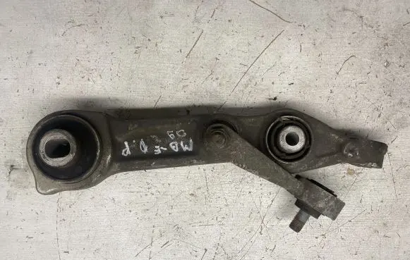 Mercedes-Benz E W211 Front lower control arm/wishbone