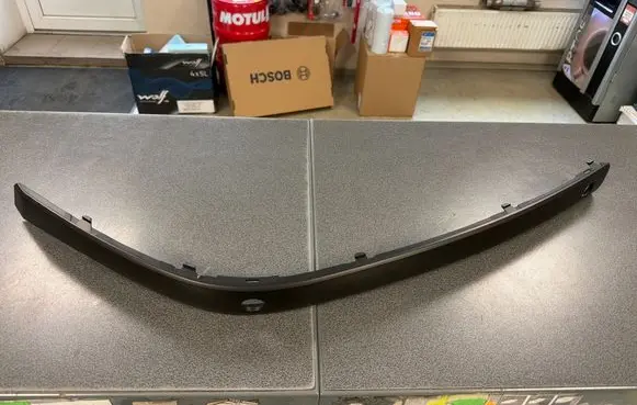 BMW 7 E65 E66 Front bumper splitter molding 51117043457