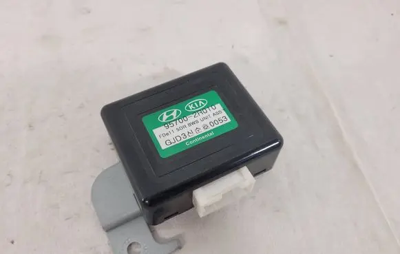 Hyundai i30 Parking PDC control unit/module 957002R010