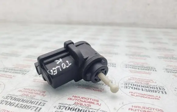 Seat Toledo II (1M) Headlight level adjustment motor 1J0941295B