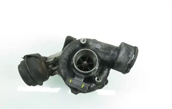 Volkswagen PASSAT B5.5 Turbo 038145702G