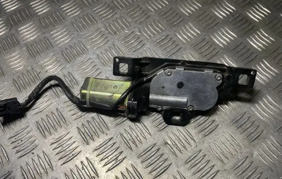 BMW 5 E60 E61 Tailgate/trunk/boot lock/catch/latch 07129931 7129931