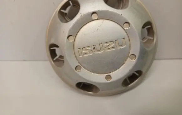 Isuzu D-Max Original wheel cap 