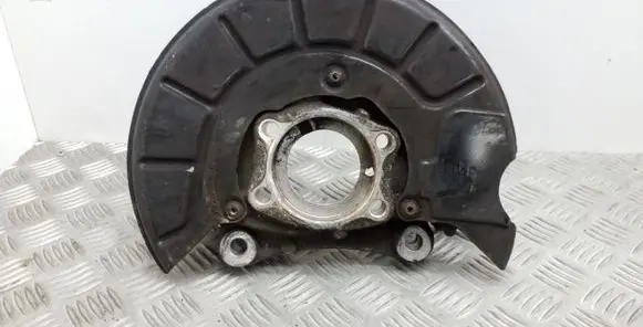 Volkswagen PASSAT B7 Front wheel hub 3C0407257G 1K0615311