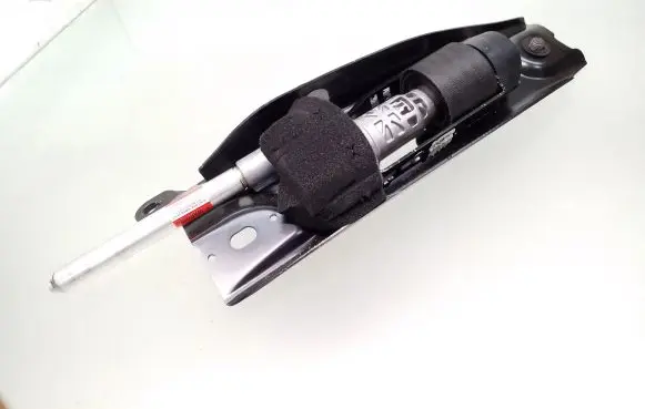 Volvo V70 Front seatbelt 6069365 39865060 6003114