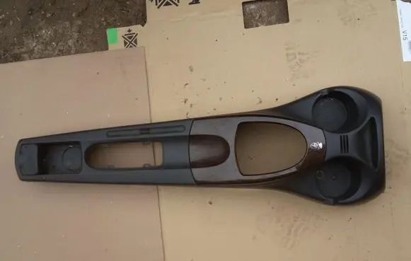 Ford Focus Center console 
