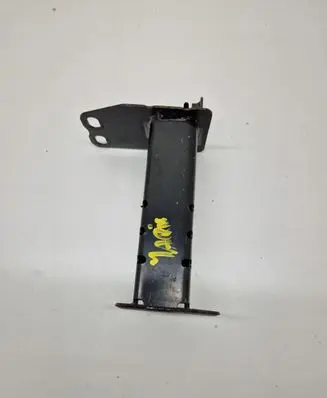 Toyota Yaris Cross Front bumper shock/impact absorber 