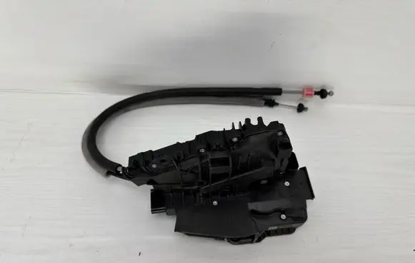 Mercedes-Benz SL AMG R232 Front door lock A0997205102