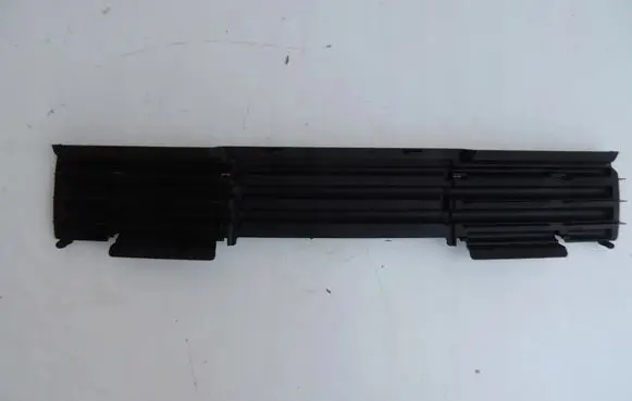 Opel Grandland X Front bumper lower grill Y00085880