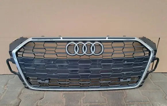 Audi A5 Front bumper upper radiator grill 8W6853651BE 8W6853651BG