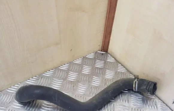 Volvo V50 Engine coolant pipe/hose 3M5H8260