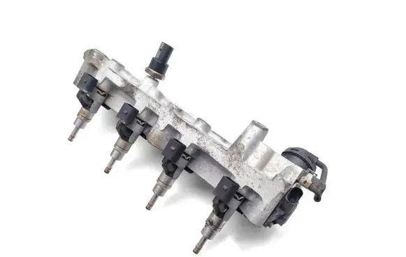 Volkswagen Golf V Fuel injectors set 03C133204