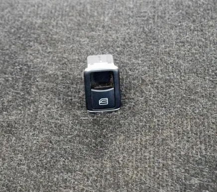 Mercedes-Benz C W204 Electric window control switch A2049055502
