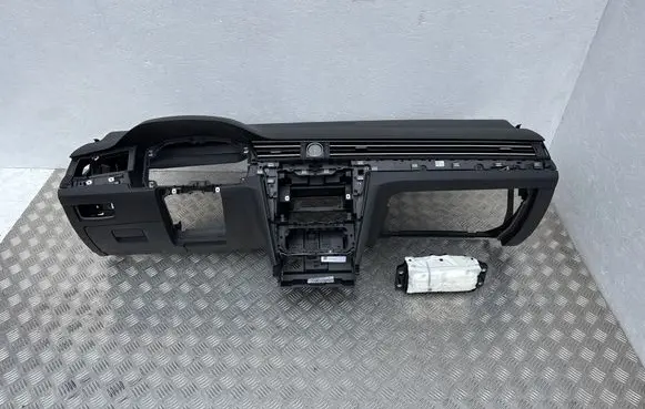 Volkswagen PASSAT B8 Dashboard 3G1857100 3G1857100C 3G0880204D