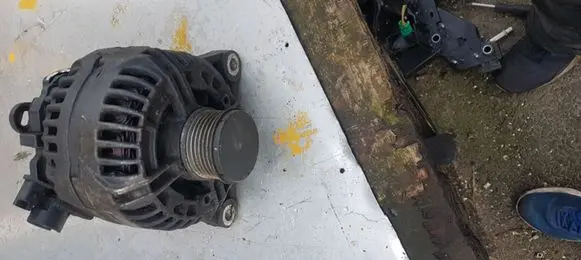 Generator/alternator