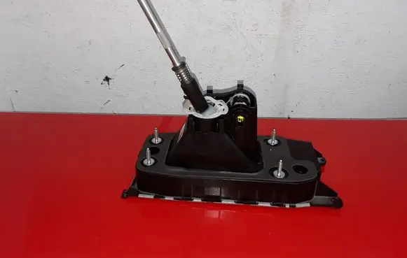 Volkswagen Golf VII Gear shifter/selector 5Q0711049AP 5Q0711061E