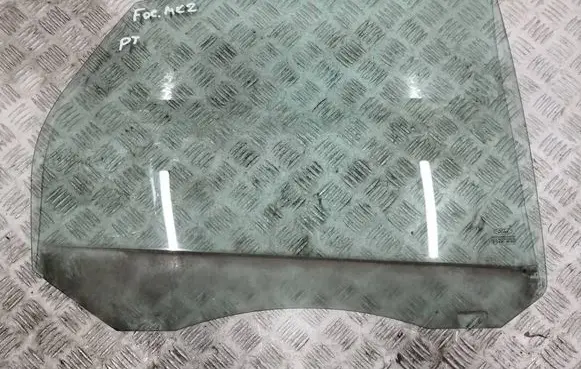 Ford Focus Rear door window glass 