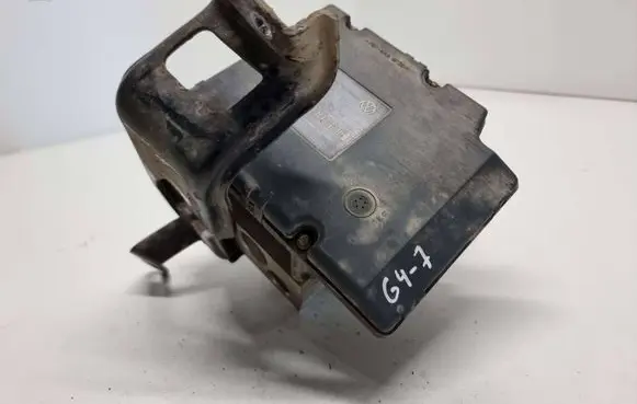Volkswagen Golf IV ABS Pump 1C0907379 10094703073